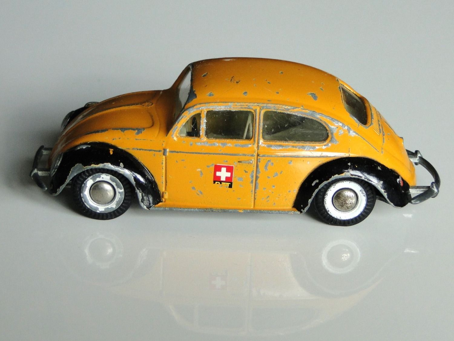 Tekno Modellautos: TEKNO - VW Volkswagen Käfer 1200 'PTT CH' – Gebraucht aus Killwangen von  4