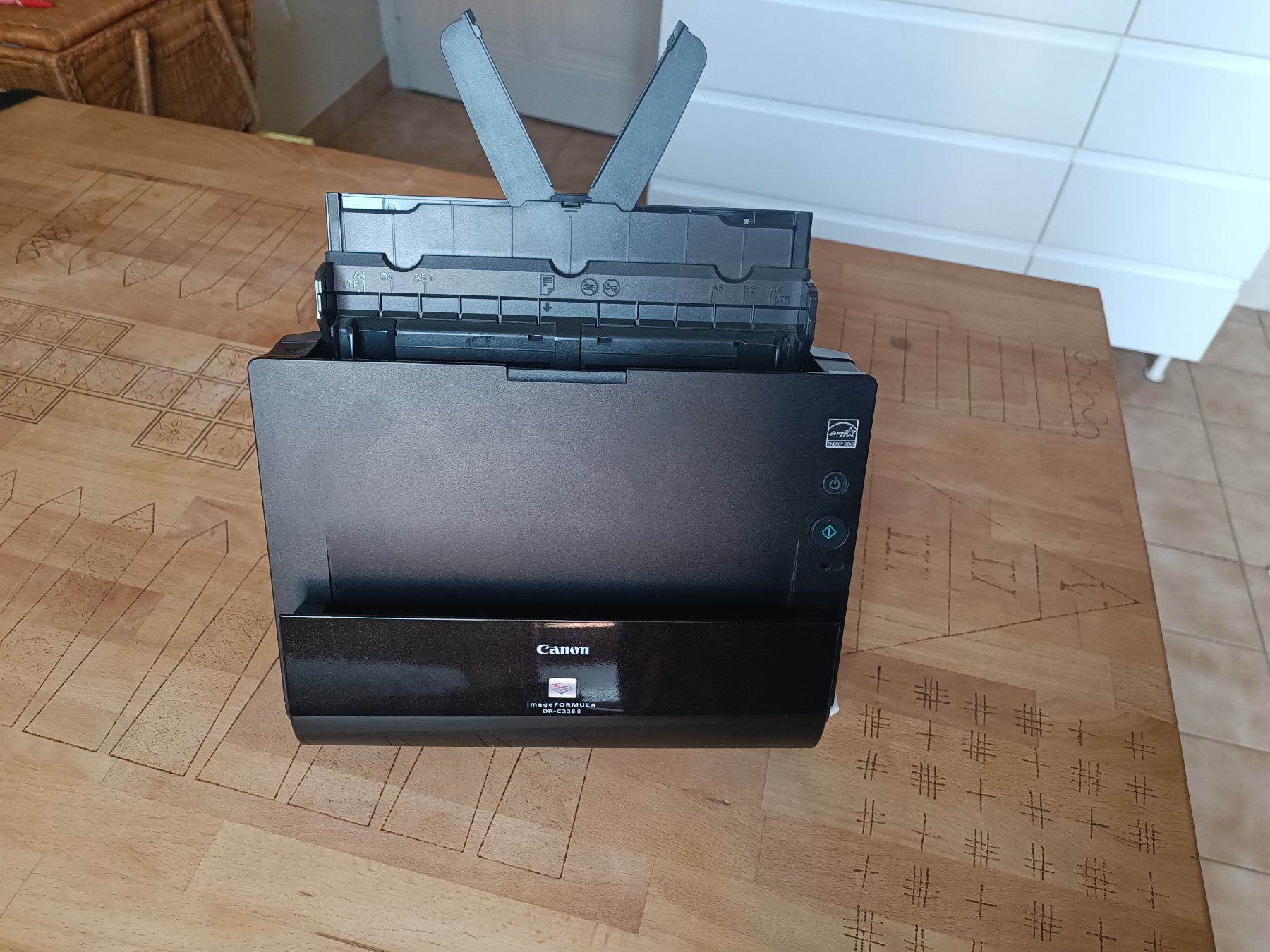 Canon Scanner: SCANNER canon imageFORMULA DR-C225 II – Gebraucht aus Genève von Mercedest7 4