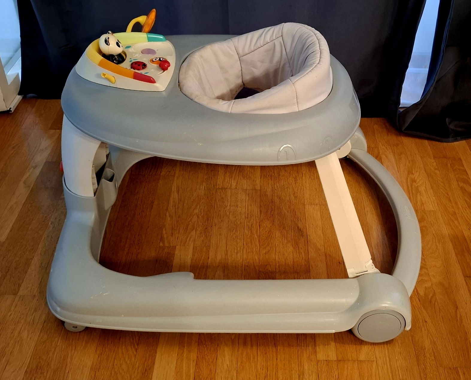 Chicco Fahrzeuge für Kinder: Chicco – Lauflernhilfe 1-2-3 – Gebraucht aus Urdorf von Ferdy39 1