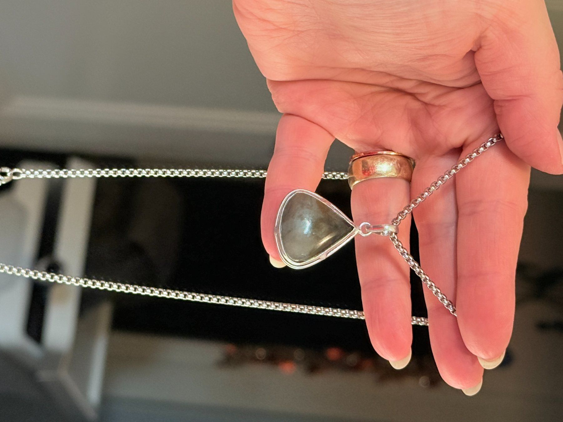 Catenine: Collier élégant avec Labradorite véritable, neuf! – Nuovo e nell'imballaggio originale da Genève venduto da AGBERG 3