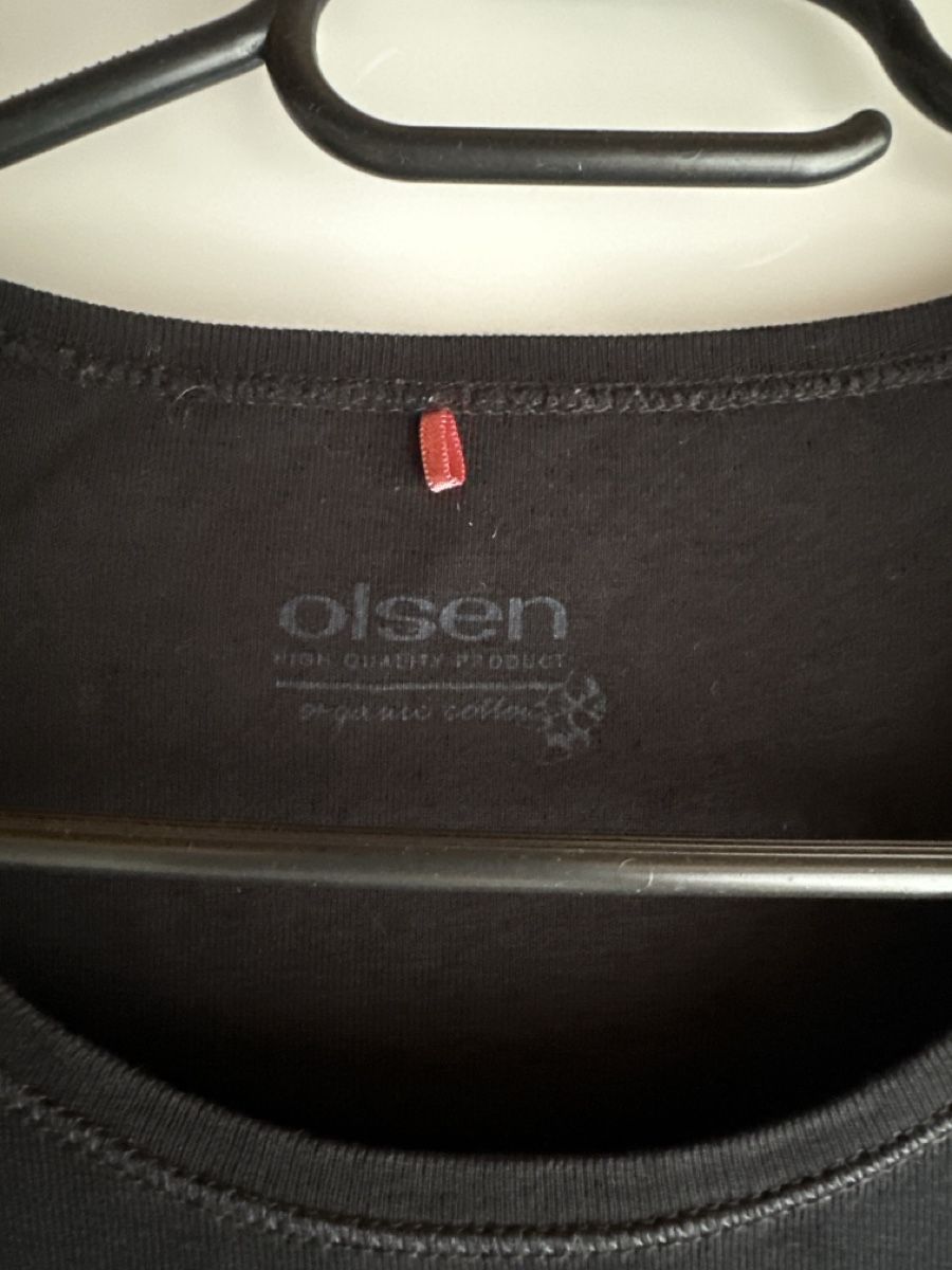 T-shirts: Olsen Shirt Schwarz Grösse 36 Basic – D'occasion à Buchs AG par tifena 1