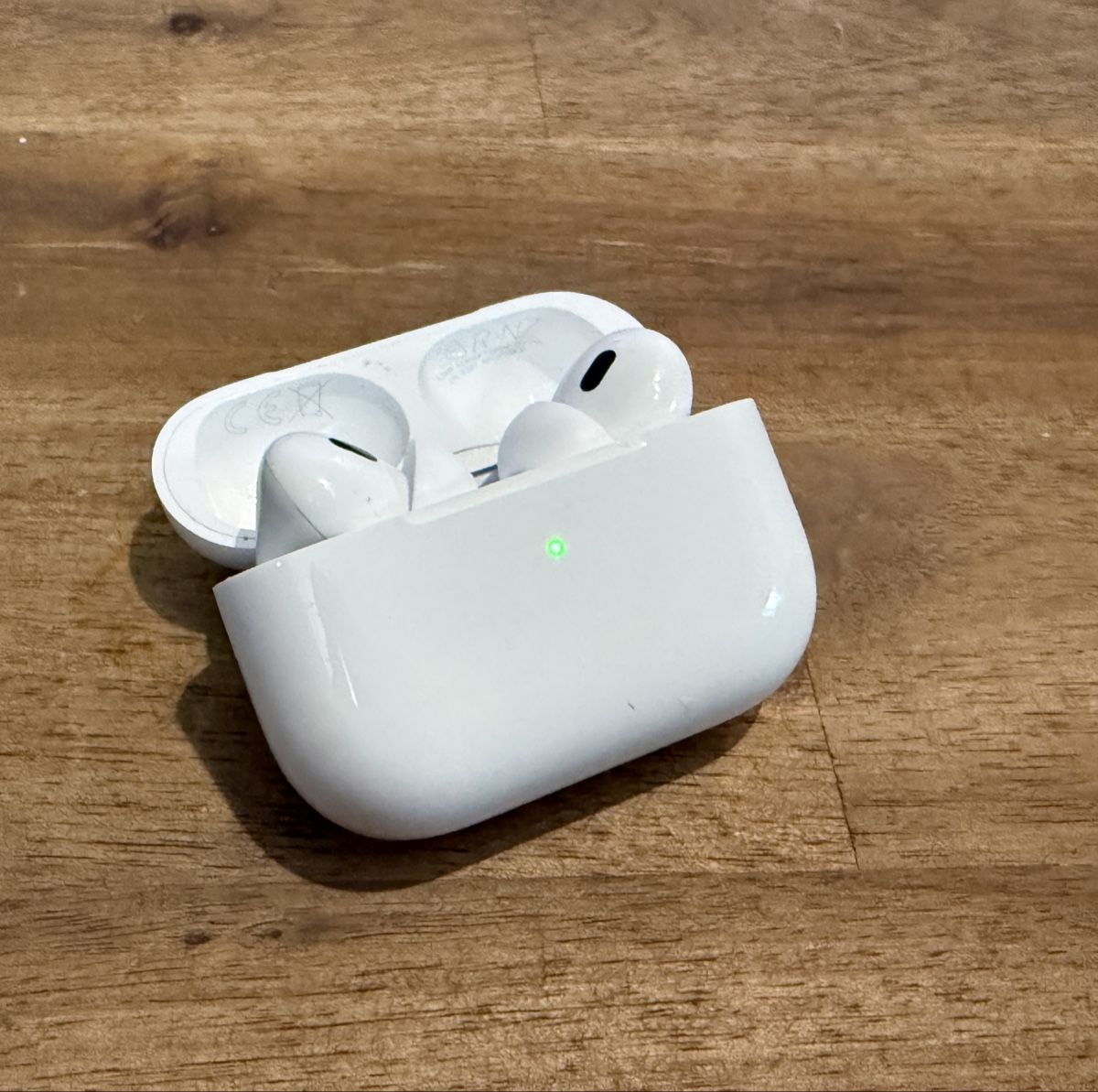 Apple Casques audio: AirPods pro 2 usbc – D'occasion à Effretikon par master1873