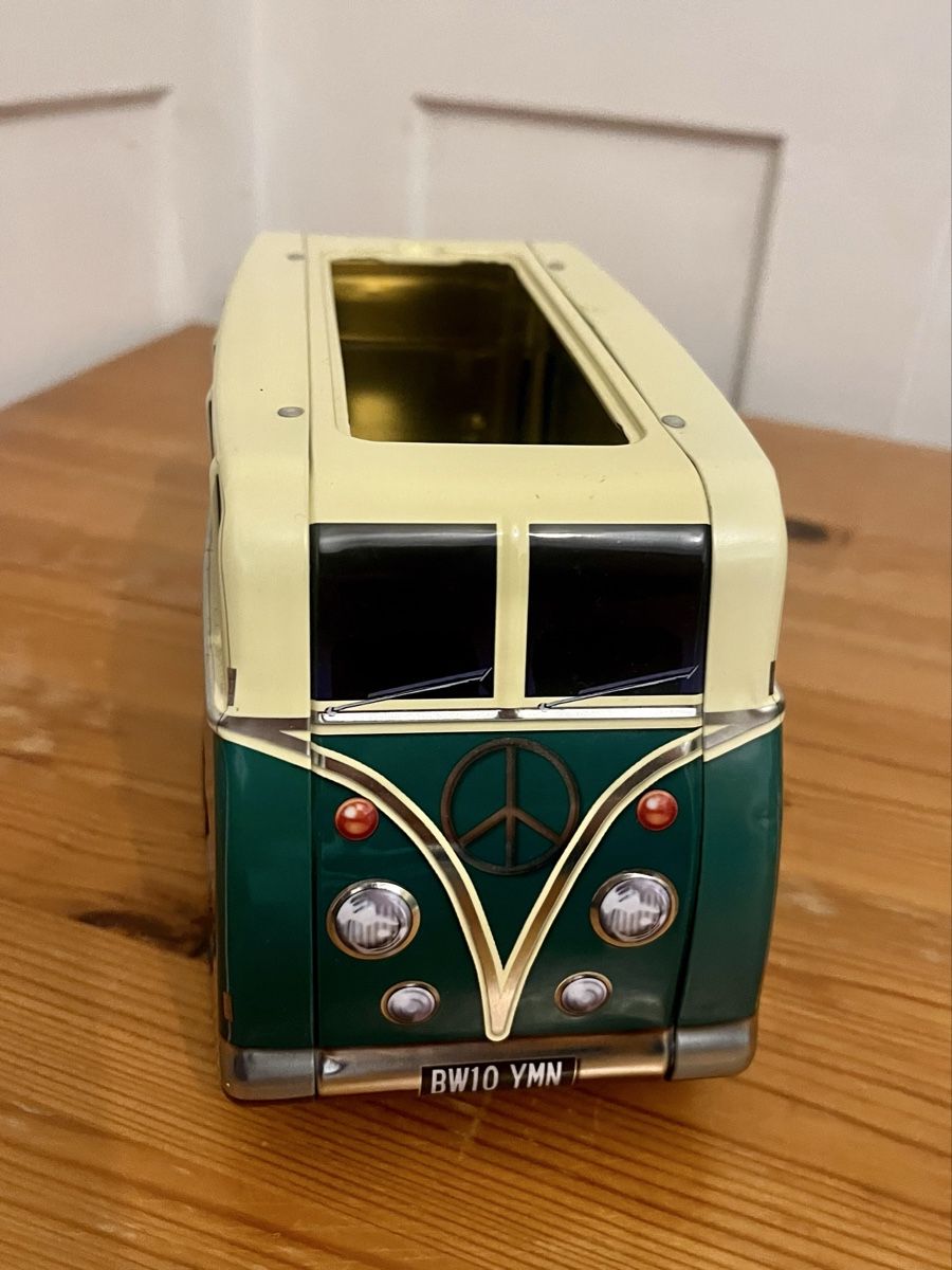 Sonstige Dekorationen & Accessoires: VW Bus Sparbox / Dose  – Gebraucht aus Rhäzüns von duudii 3