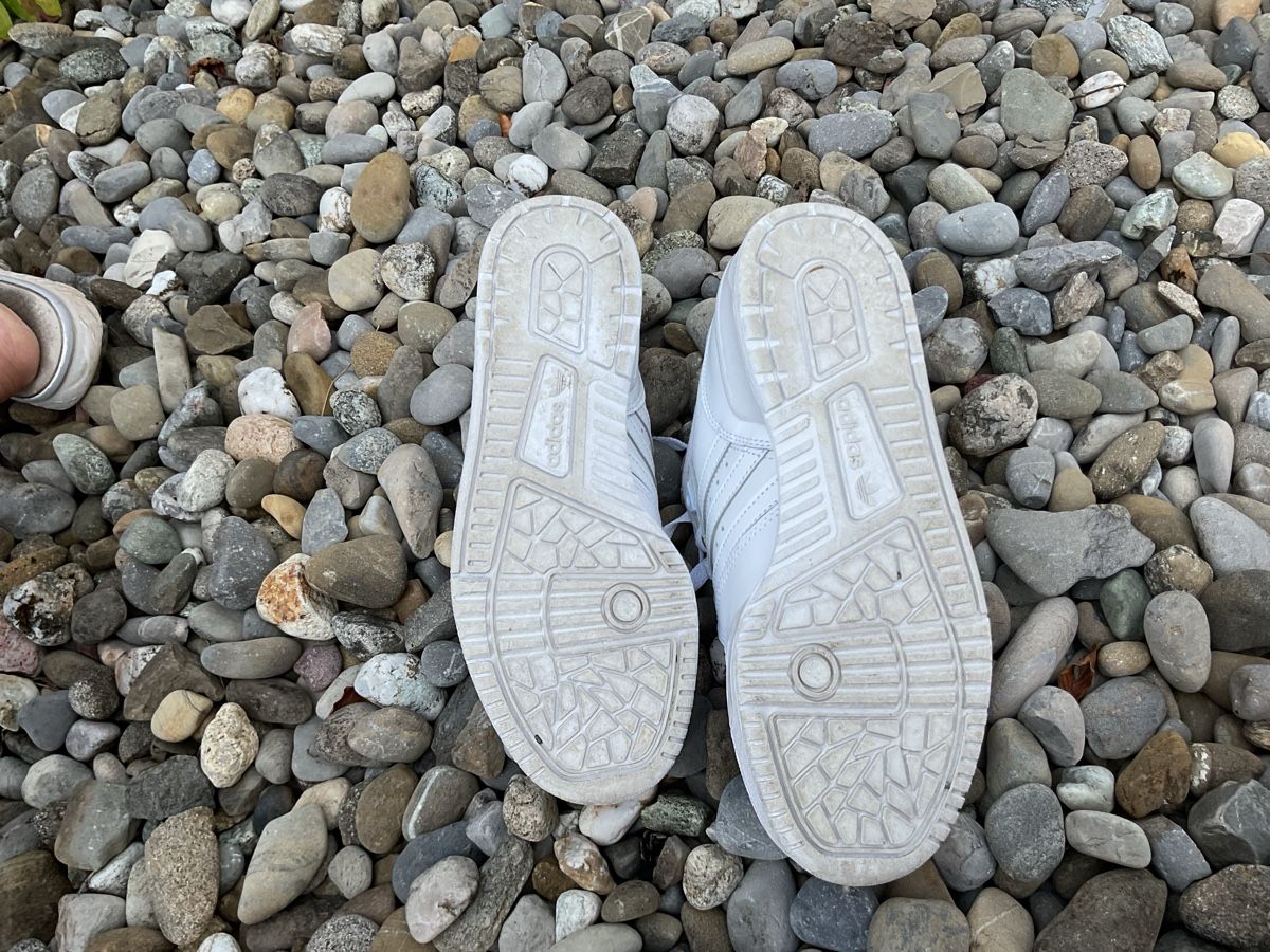 Adidas Herrenschuhe: Adidas Sneaker Grösse 38 – Gebraucht aus Rickenbach SZ von Gambit_1 2