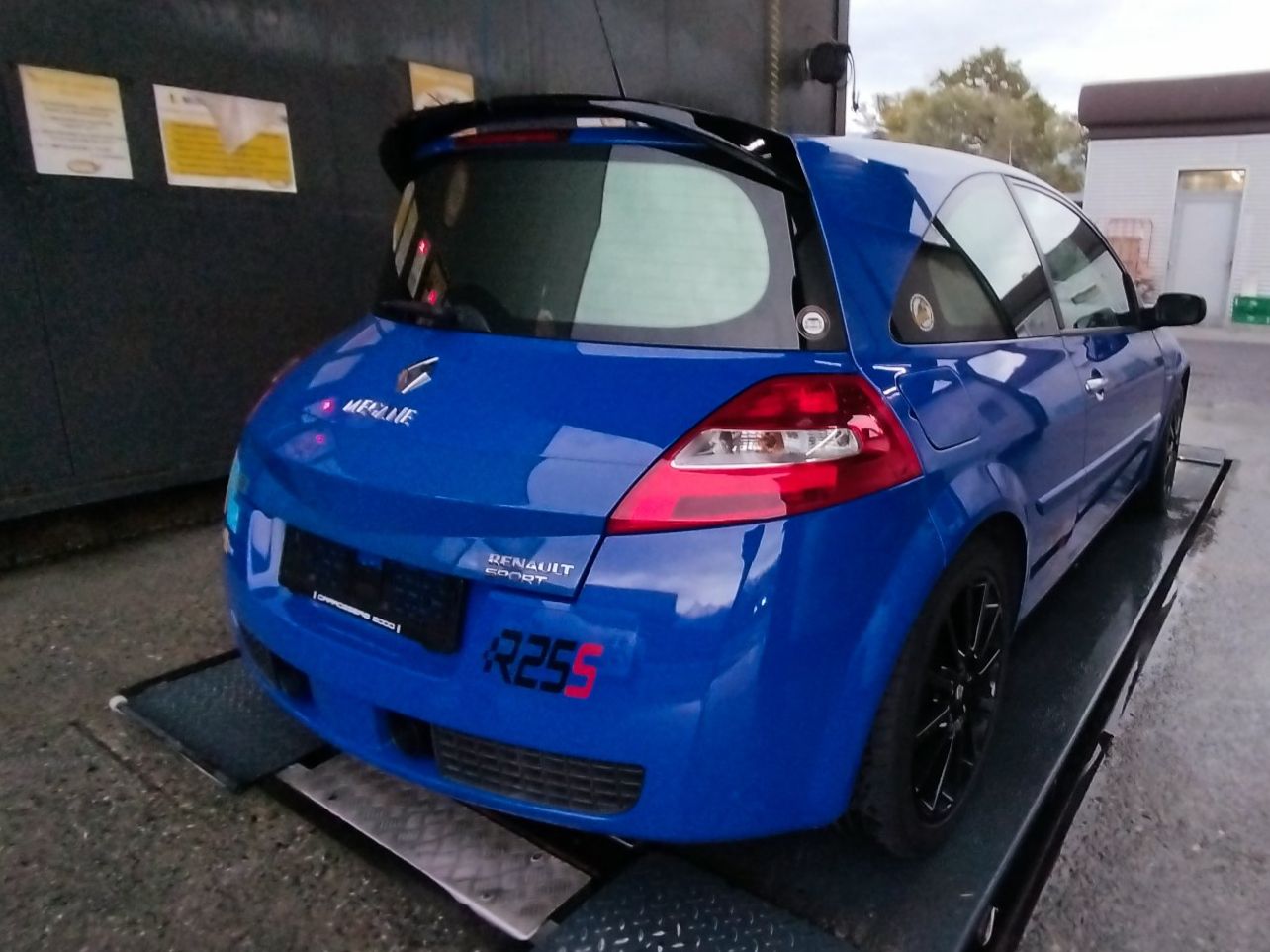 Mégane 2 RS F1 TEAM R25 N°559/1500 - MFK/CT 28.10.2025 (Gebraucht) in ...