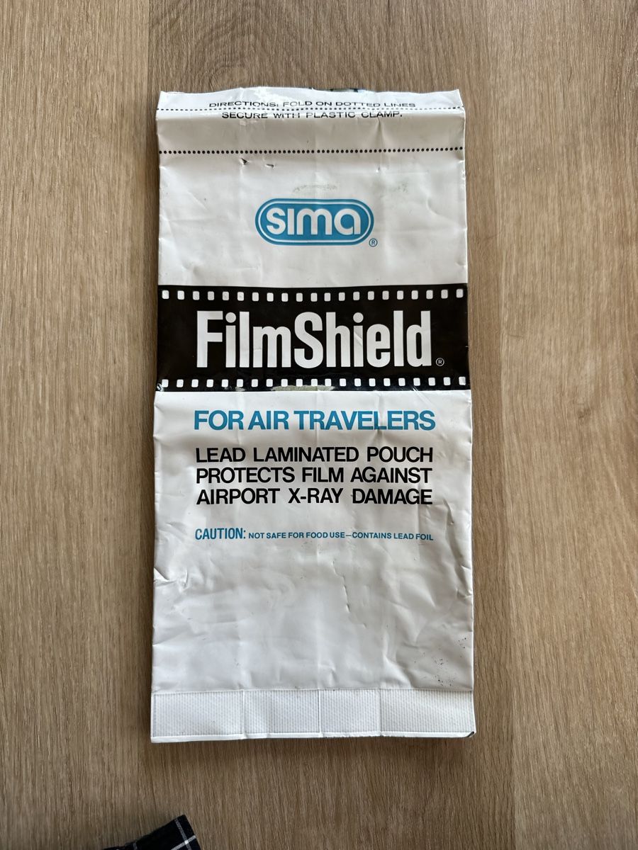 Fotocamera: Film Shield (X-Ray) – Usato da Azmoos venduto da ARMANDO2002 2