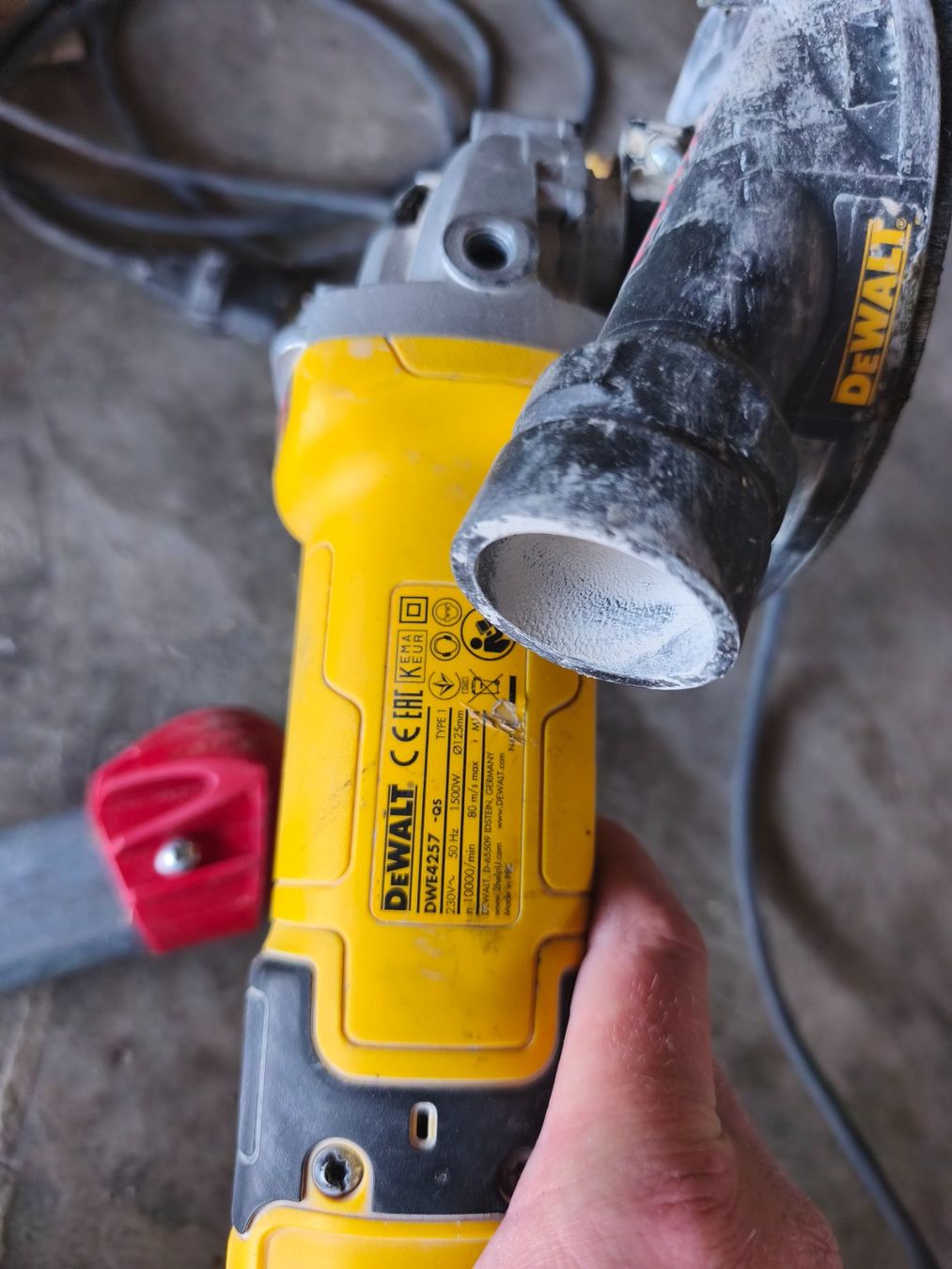 Dewalt Schleifen & Polieren: DeWalt Betonschleifer – Gebraucht aus Rubigen von HEIDA_82 7