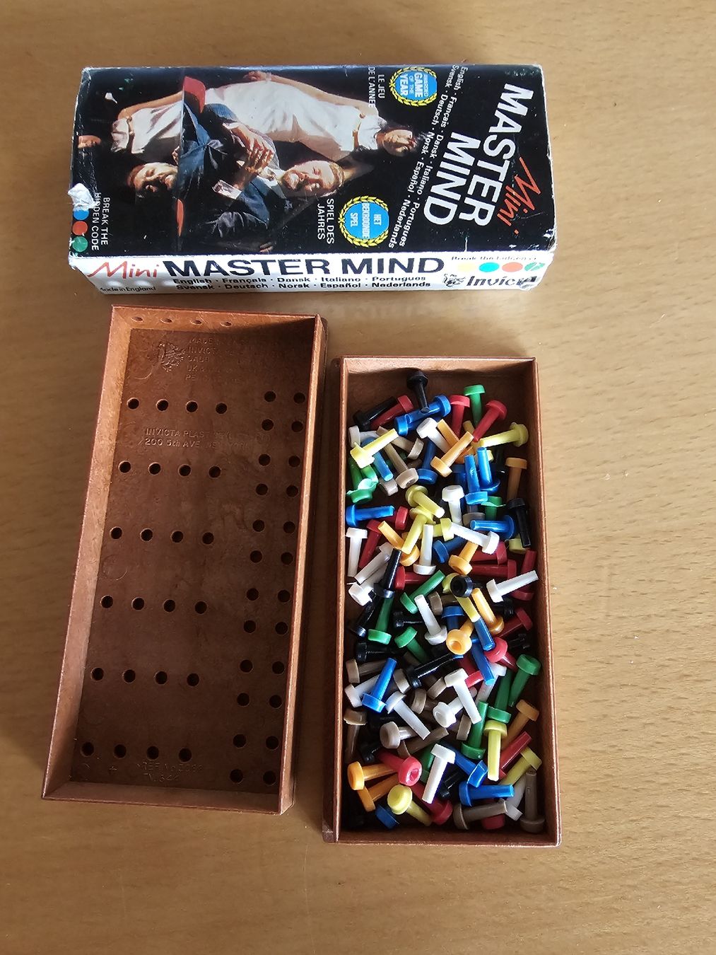 Invicta Jeux: Mini Mastermind Invicta Logikspiel – D'occasion à Niederrohrdorf par DieBuechersammlerin 2