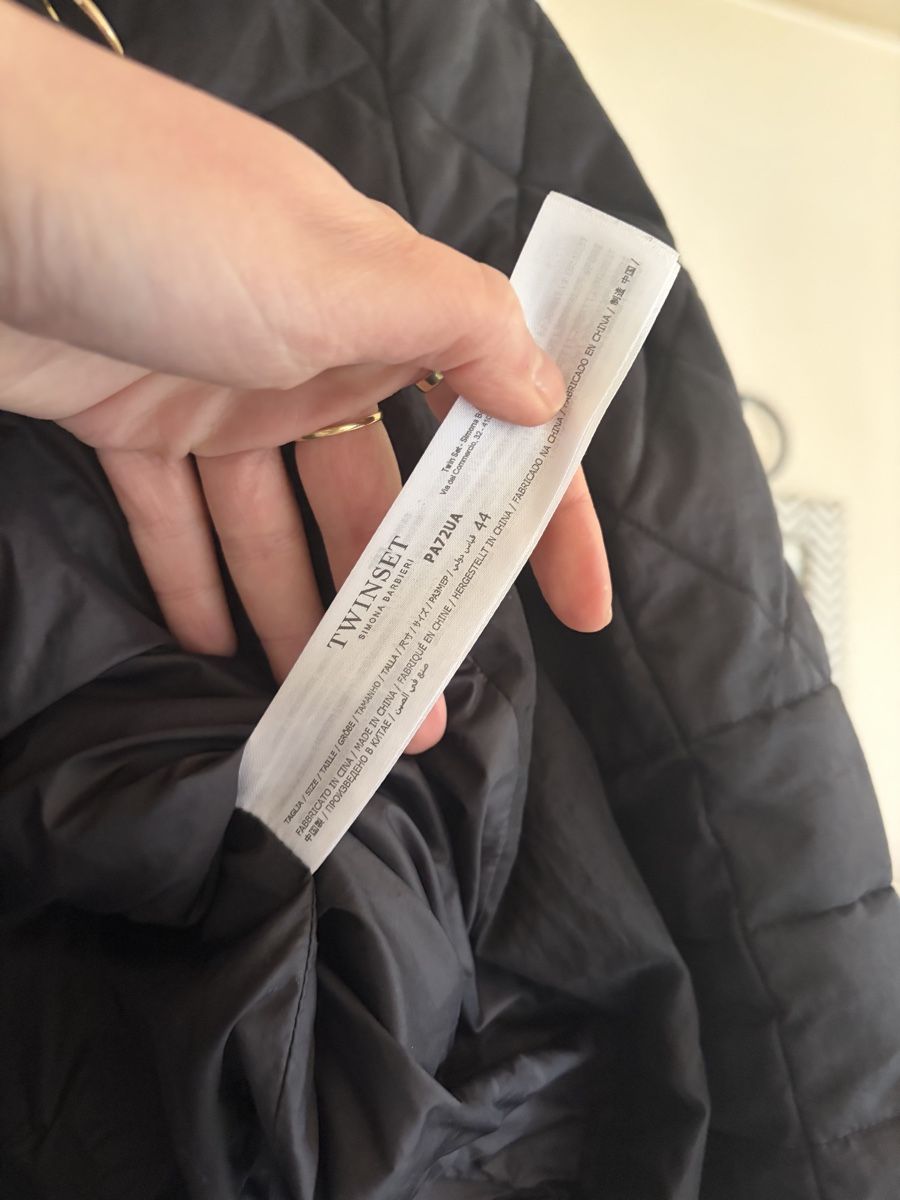 Twinset Giacche: Jacke Twinset – Usato da Basel venduto da Brunner.T 3