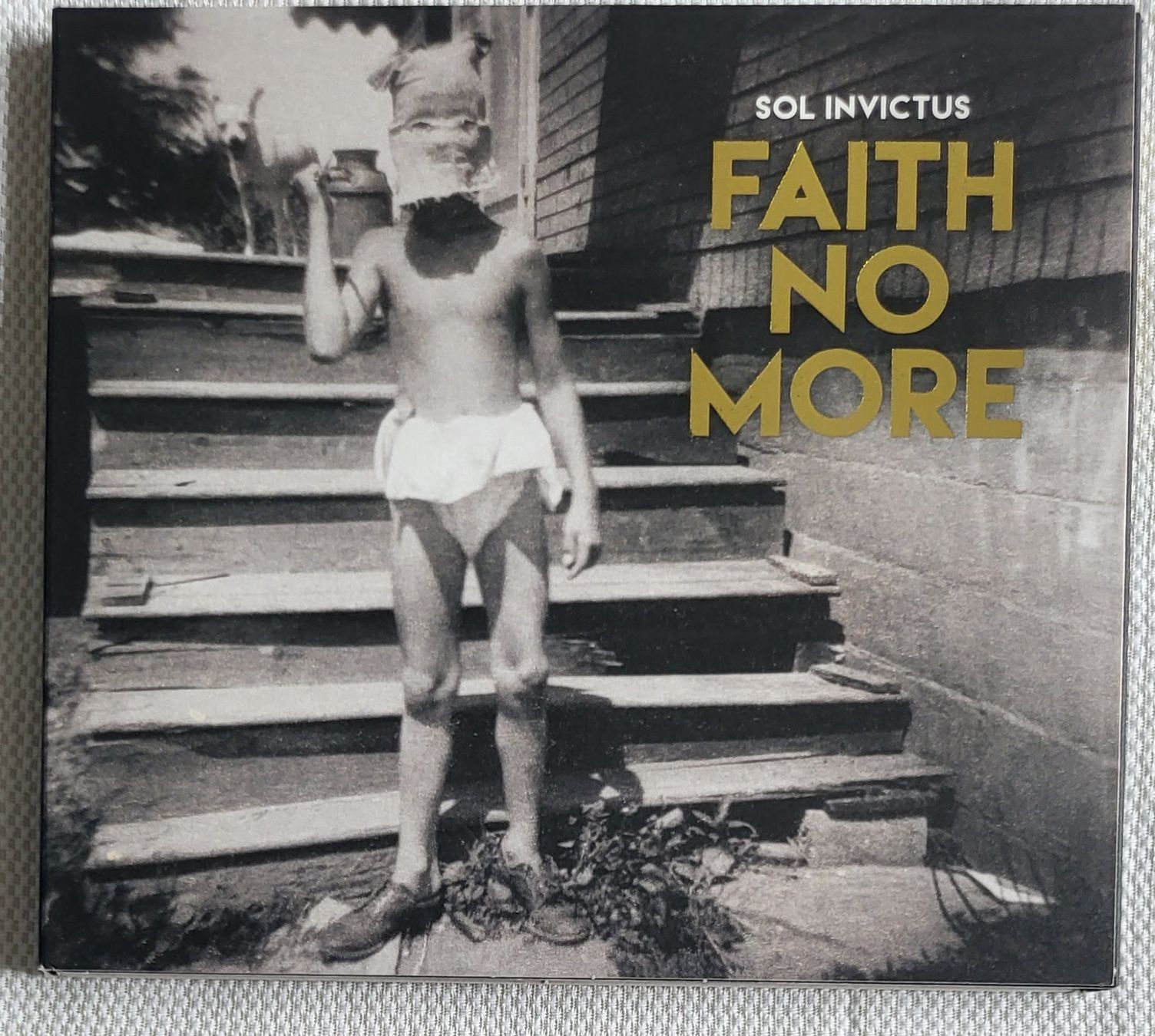 CD: Faith no more - Sol invictus – Usato da Villars-sur-glane venduto da Epsilonhike