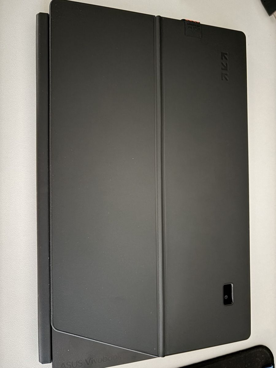 Asus Notebooks: Laptop Asus Vivobook Slate Oled – Gebraucht aus Wetzikon ZH von edo_y7cy 2