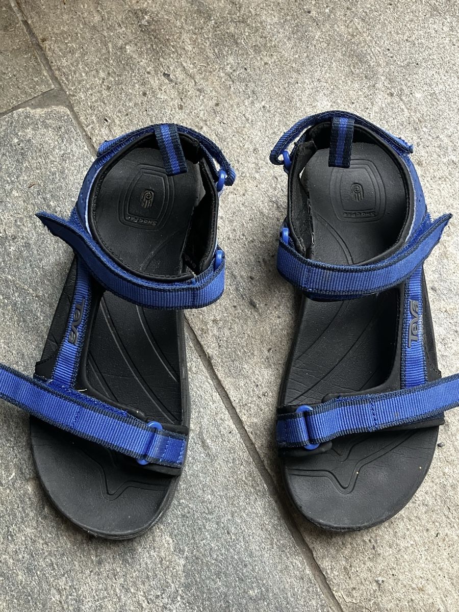 Teva Schuhe für Jungen: Teva Sandalen, 37, blau – Gebraucht aus Wettingen von T.Reiss