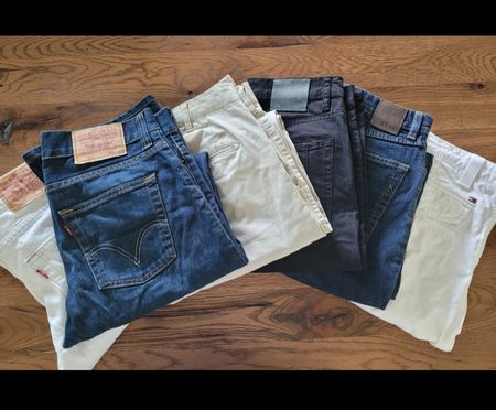 Herrenhosen-Paket Levi's, Joop, Brax, Marc O'Polo, Tommy Hil