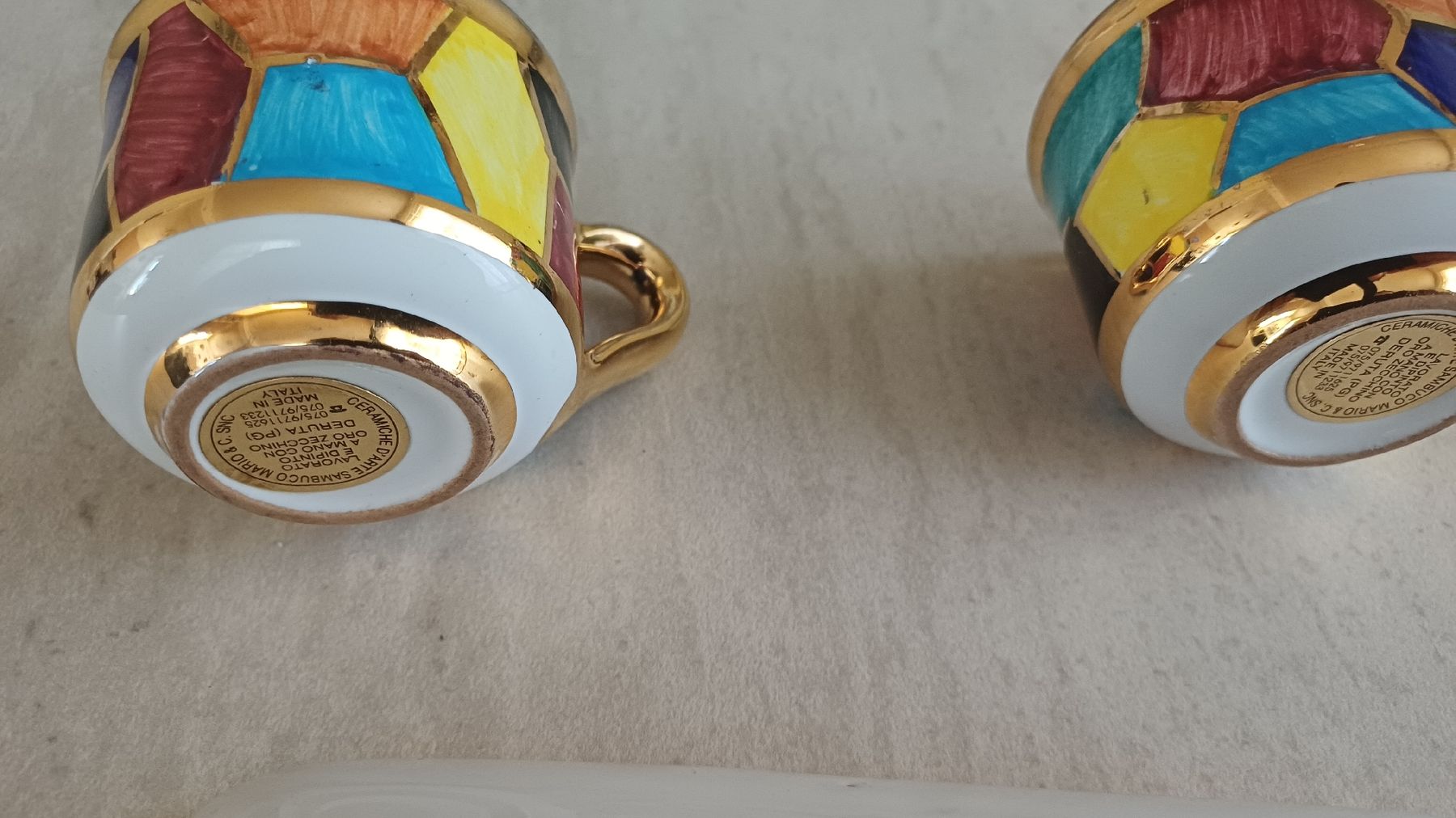 Tassen: Butterteller 2 Tassen Handbemalt – Gebraucht aus Flawil von Pinkmalibu 2