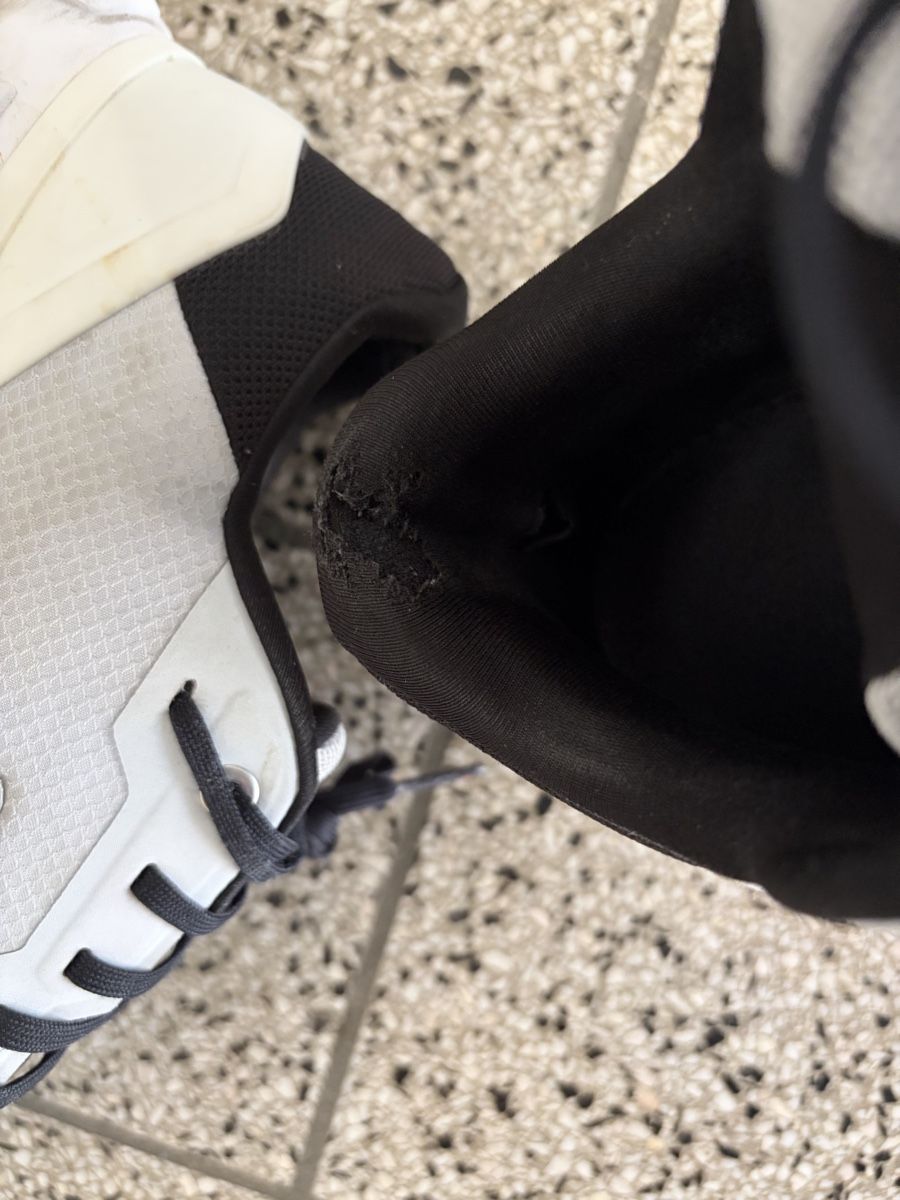 On Herrenschuhe: On Running Cloudflyer 4 – Gebraucht aus Winterthur von dan_qpv7 3