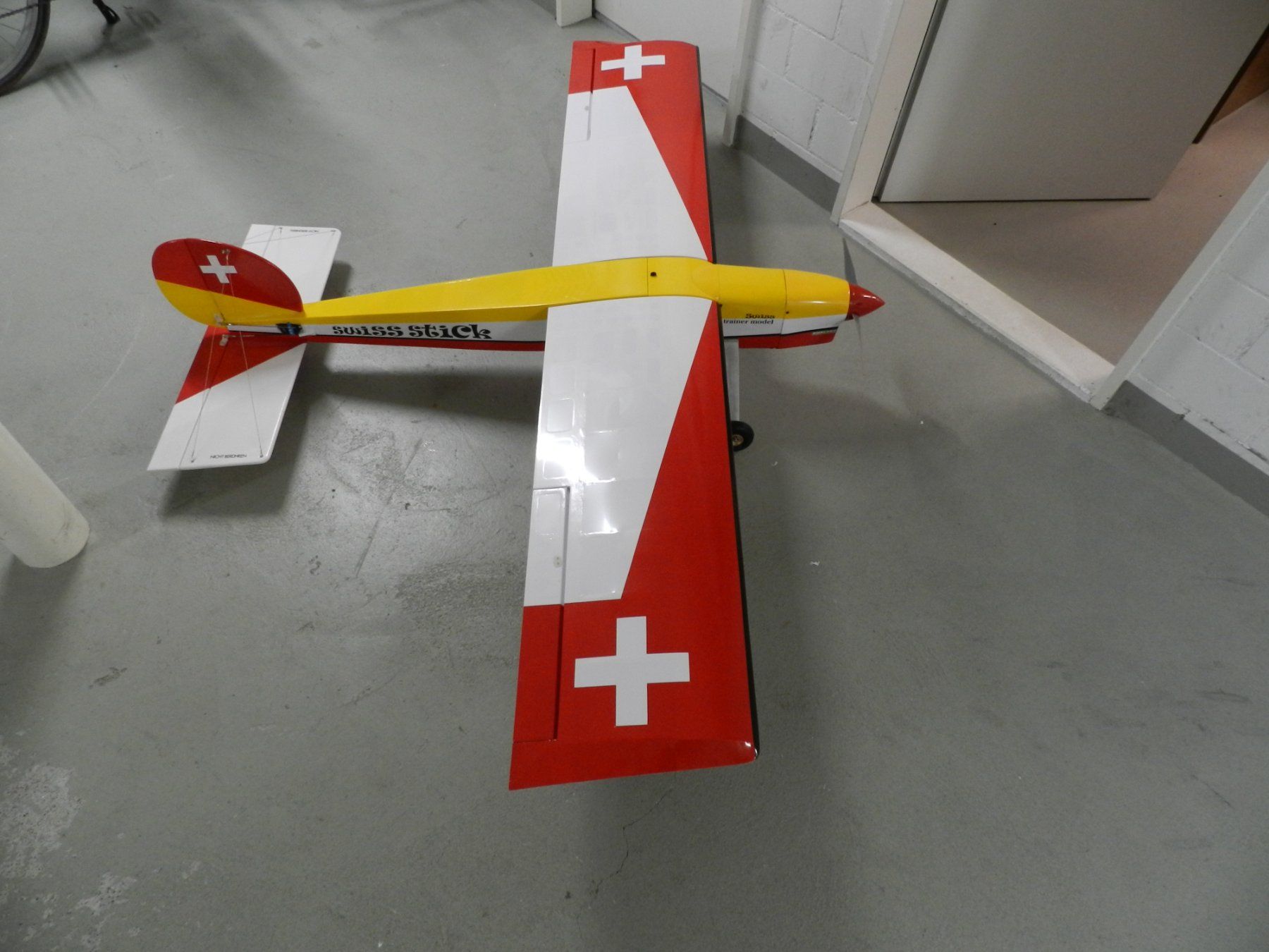 Modellismo RC: Trainer Swiss Stick 2000 von VQ Models – Usato da Pfäffikon ZH venduto da Wolkenflitzer_550