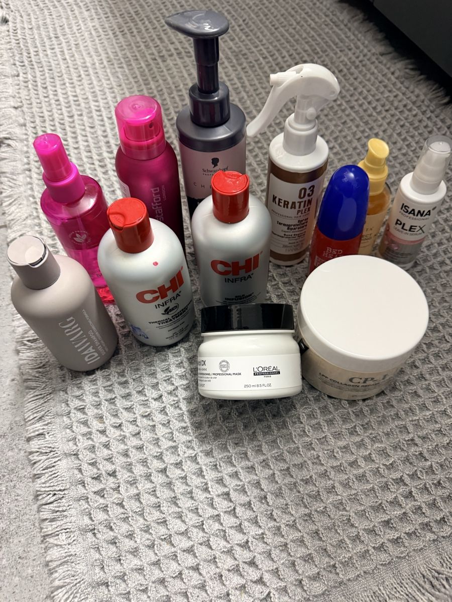 Teintures: Haarprodukte – D'occasion à Nesselnbach par Karotequi