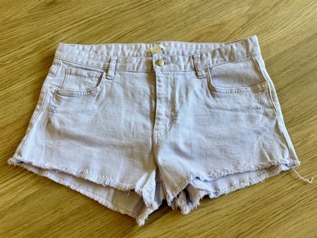 Sommer Shorts H&M Lila Jeans
