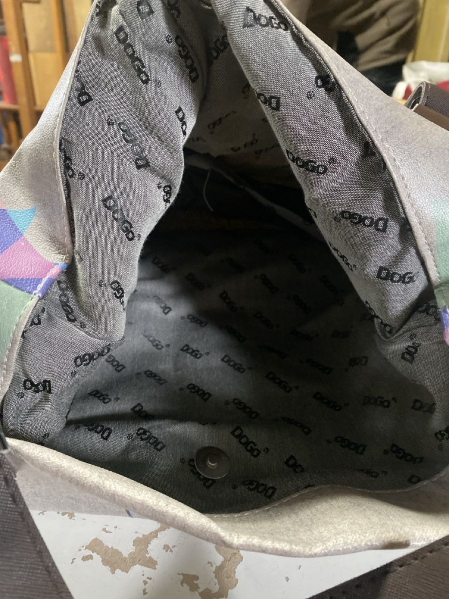 Taschen: Dogo Umhängetasche, neu  – Neu (gemäss Beschreibung) aus Hunzenschwil von Smiles 2