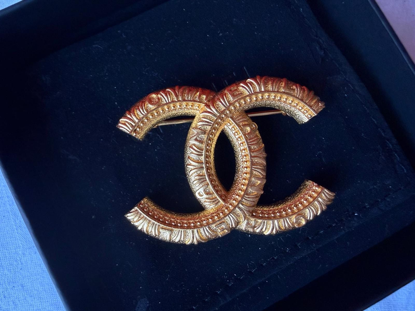 Chanel Spille & Fermagli: Chanel CC Brosche, limited Edition – Usato da Oberarth venduto da SSS.