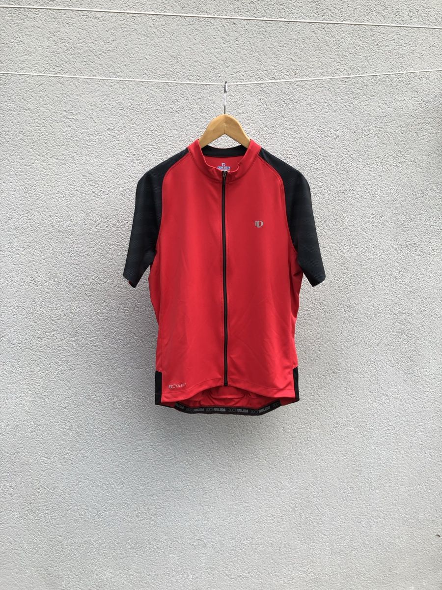 Pearl Izumi Canottiere & Pantaloni: Pearl Izumi Cycling Jersey – Usato da Fribourg venduto da ann_l9b7