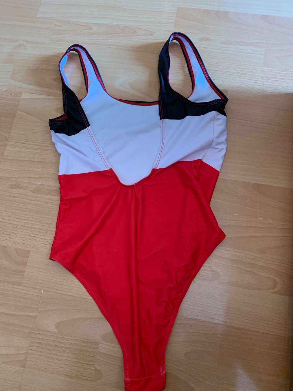 Costumi da bagno & Bikini: Joli maillot de bain Coca-Cola taille 38 – Usato da MEYRIN venduto da Gwendo10 1