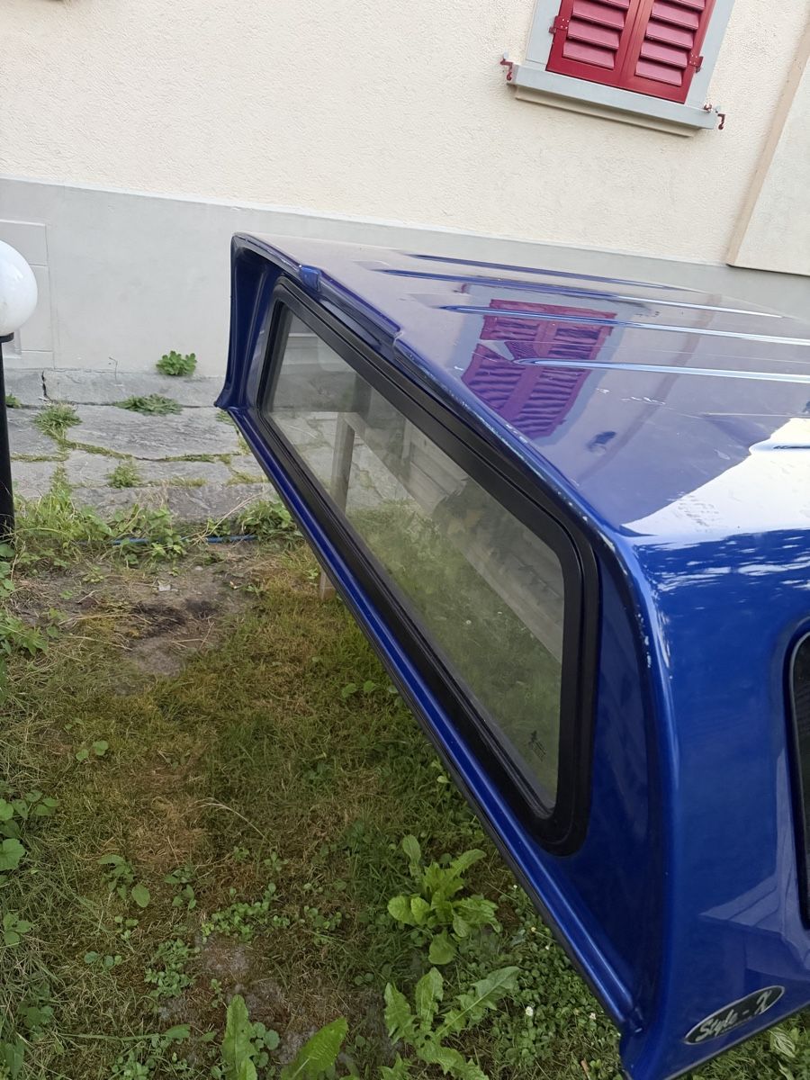 Ford Tutti i ricambio: hard top Ford ranger  – Usato da Schönenwerd venduto da Laurasf89 2