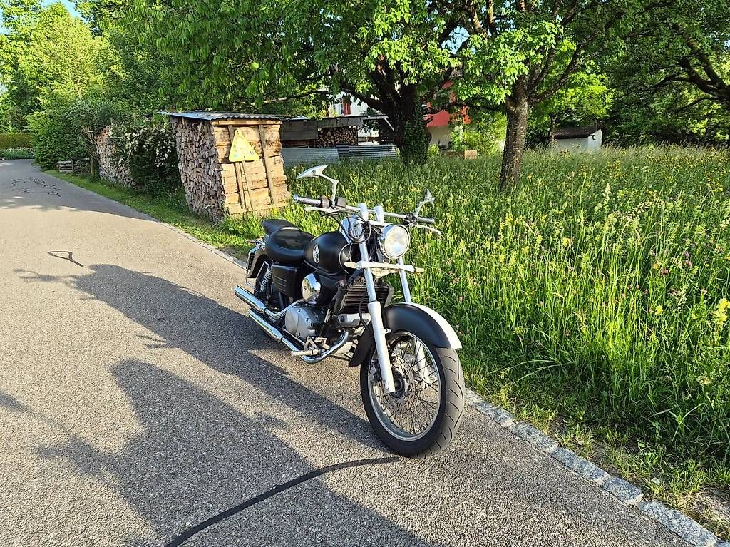 Chopper: Honda shadow vt125 Custom build – Usato da Wetzikon ZH venduto da m_fruh23 1