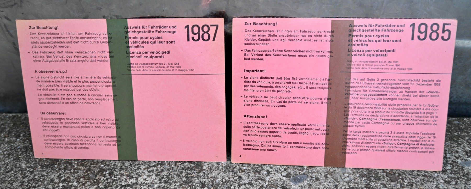 Insegne: Schweizer Veloausweise ZH 1985 & 1987 – Usato da Pfaffhausen venduto da mono_rec