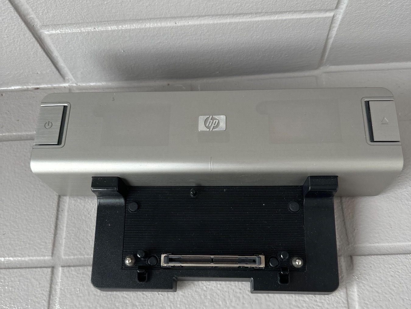 Hewlett Packard Docking station: HP Docking Station – Usato da Lausen venduto da semdix