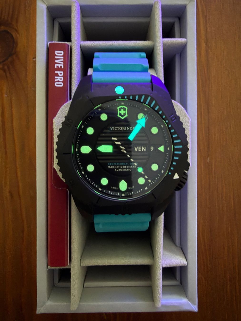 Victorinox Montres: Victorinox DIVE PRO AUTOMATIC – D'occasion à Reconvilier par SwissGoldMen 1