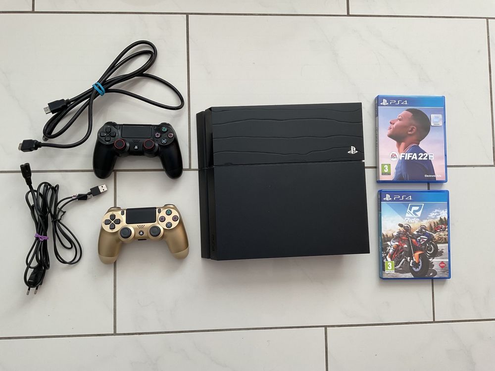 PlayStation 4 mit 2 Games Kaufen auf Ricardo