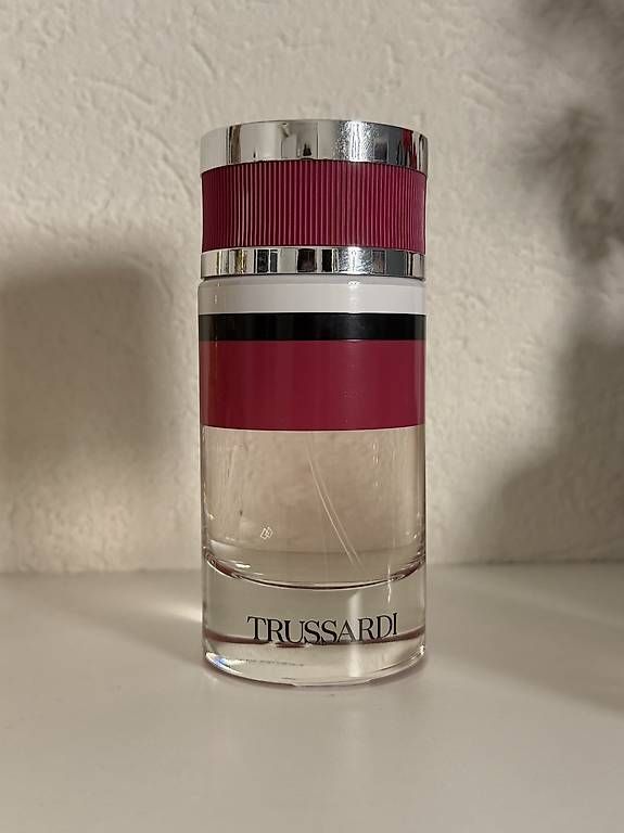 Parfums & Eau de Toilette: Tussardi Ruby Red Eau de Parfum – D'occasion à Mollis par Car1893