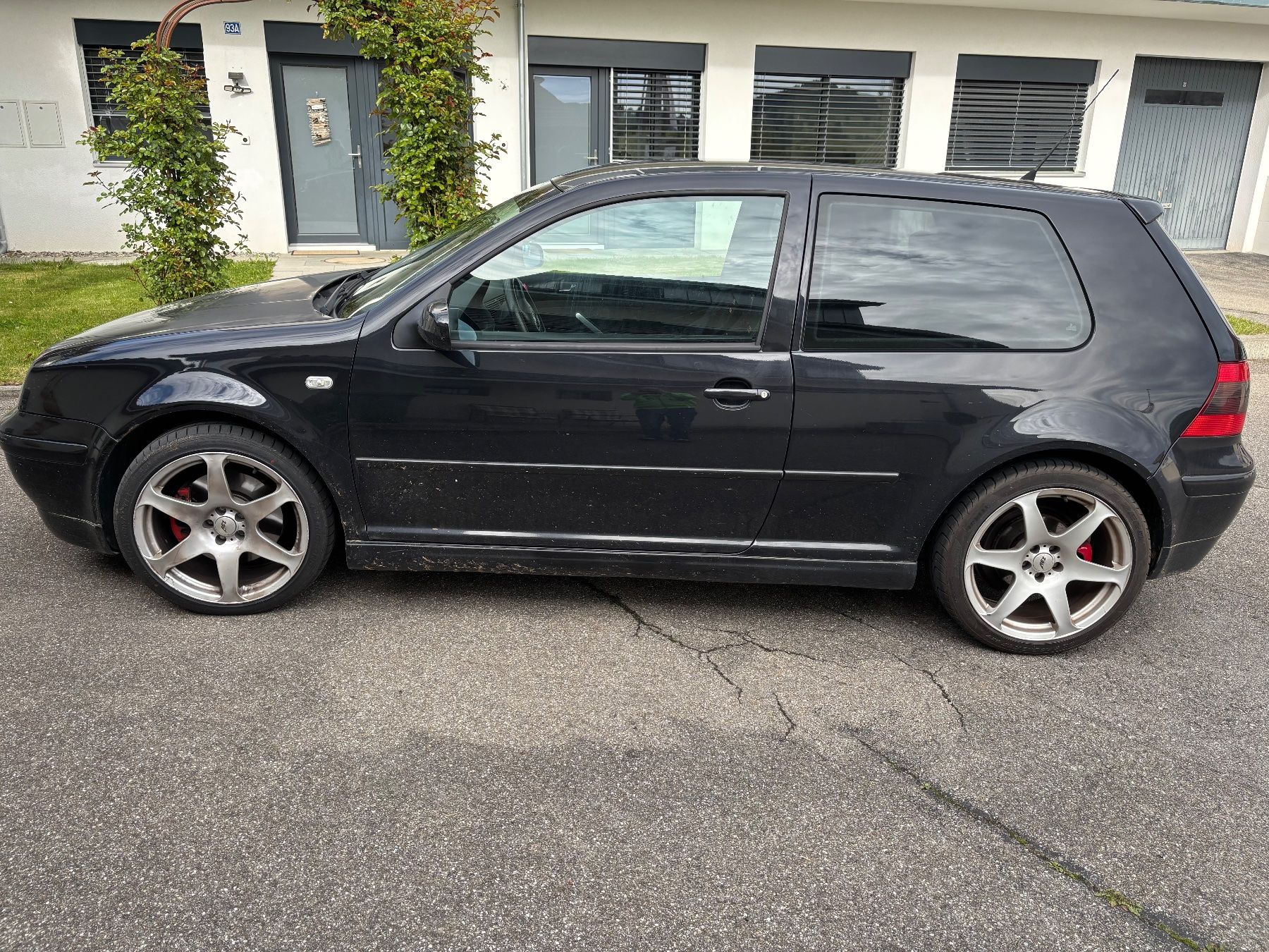 VW Autos: Golf 4 Modell 25years – D'occasion à Alterswil FR par kla_d2fp 3