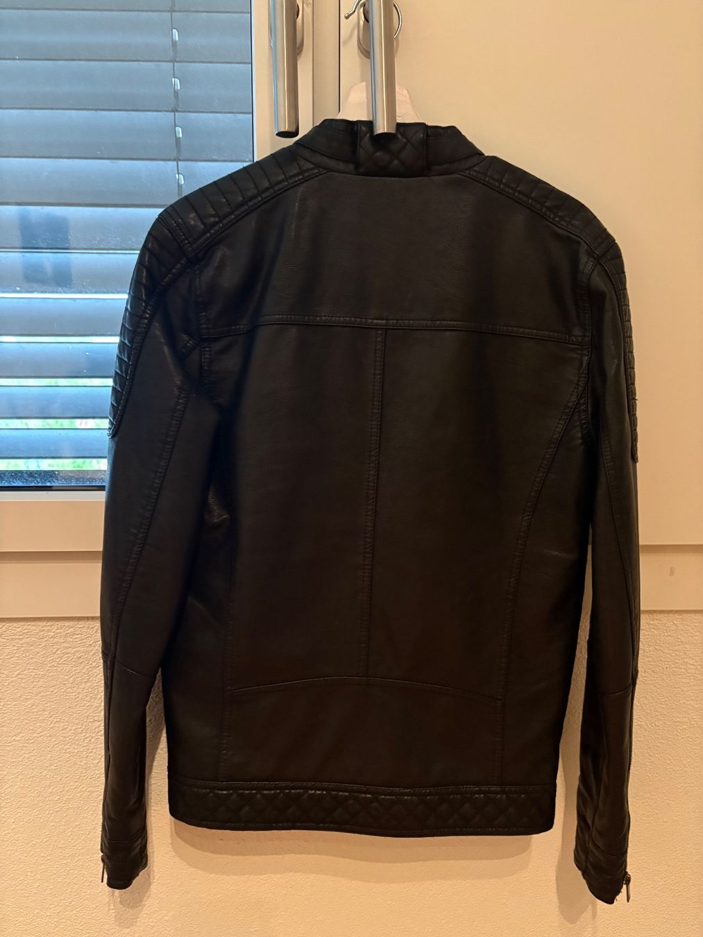 Giacche: River Island Kunstlederjacke, Grösse S – Usato da Rümlang venduto da Jenni.21 3