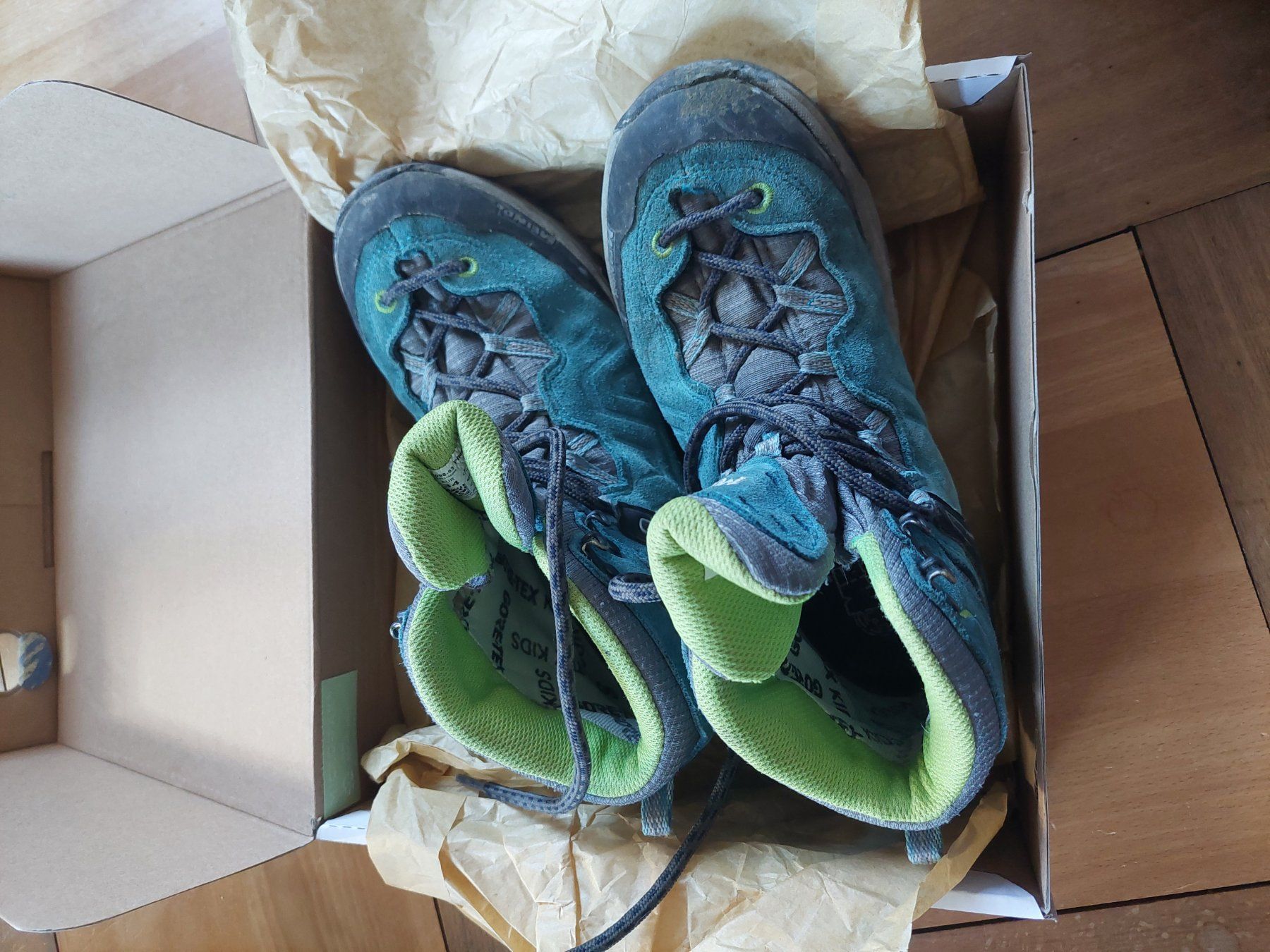 Meindl Schuhe für Jungen: Meindl Litepeak Junior GTX Wanderstiefel Grösse 34 – Gebraucht aus Beckenried von Havacola 2