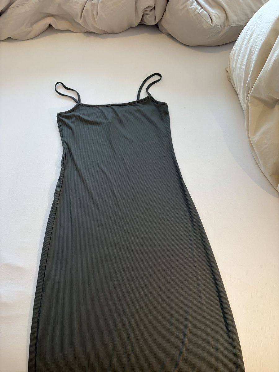 H&M Vestiti: Robe H&M kaki – Usato da Pully venduto da ari_78pk