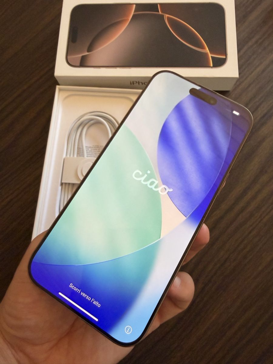 Apple Portables: Iphone 16 pro max 256go – D'occasion à Courtion par Fefe_49 2