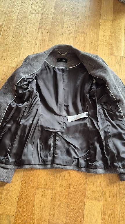 Giacche: Damen Blazer Massimo Dutti Gr.34 – Usato da Unterentfelden venduto da jkl_59w2 3