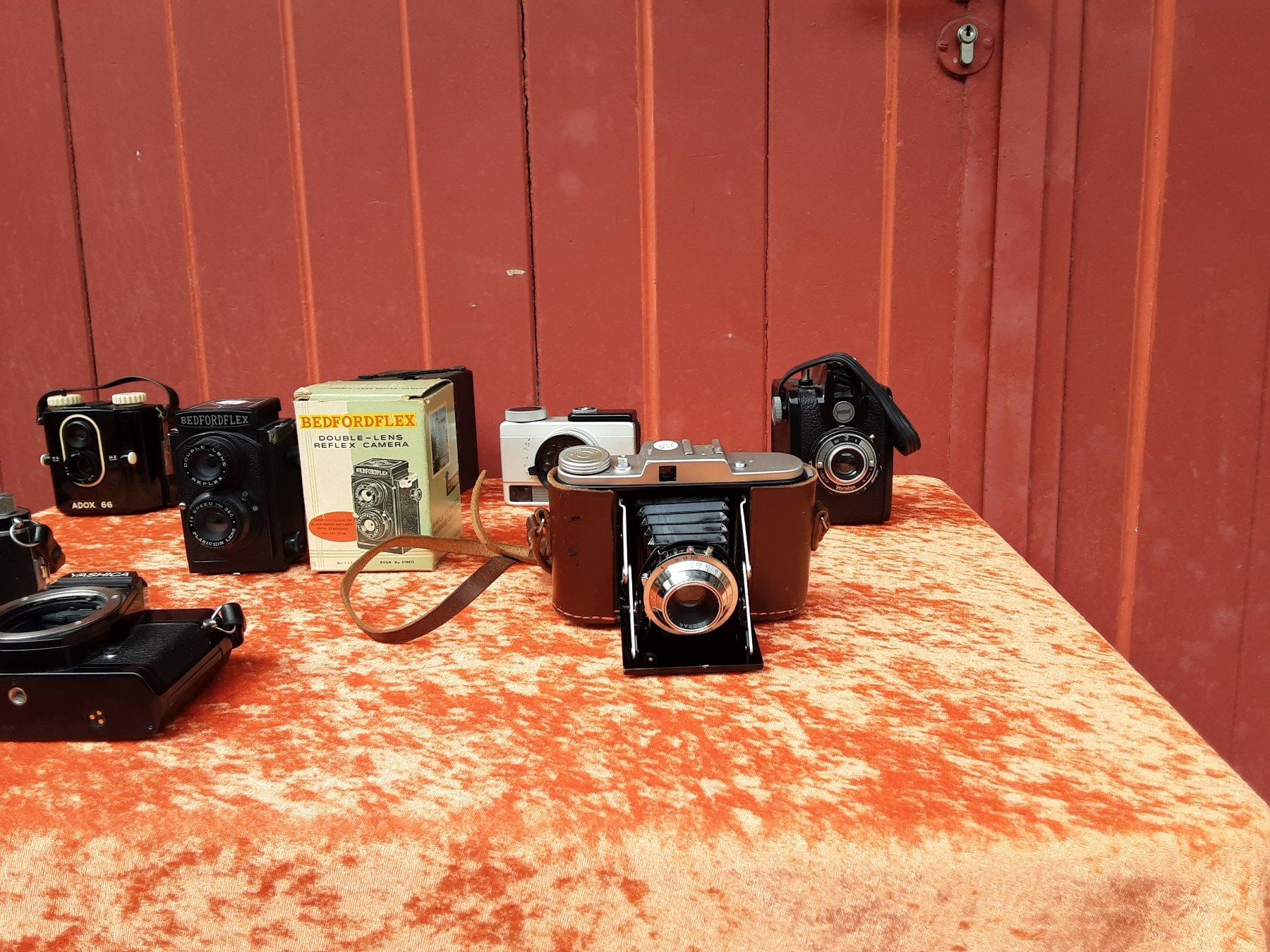 Fotocamera: Ein grosses Lot Kameras – Usato da Basel venduto da feld63 8