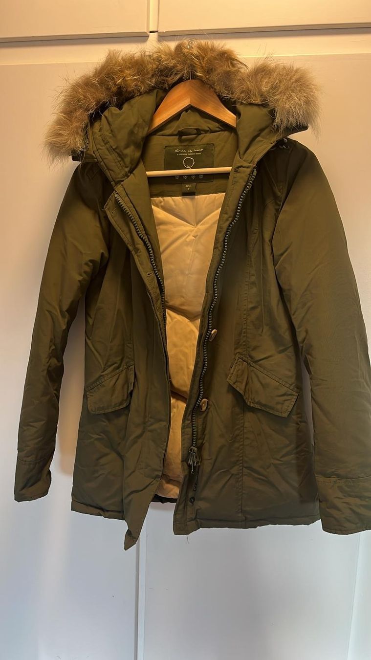 Giacche: Olivegrüner Parka - Grösse 36/S – Usato da Schaffhausen venduto da LRua 1
