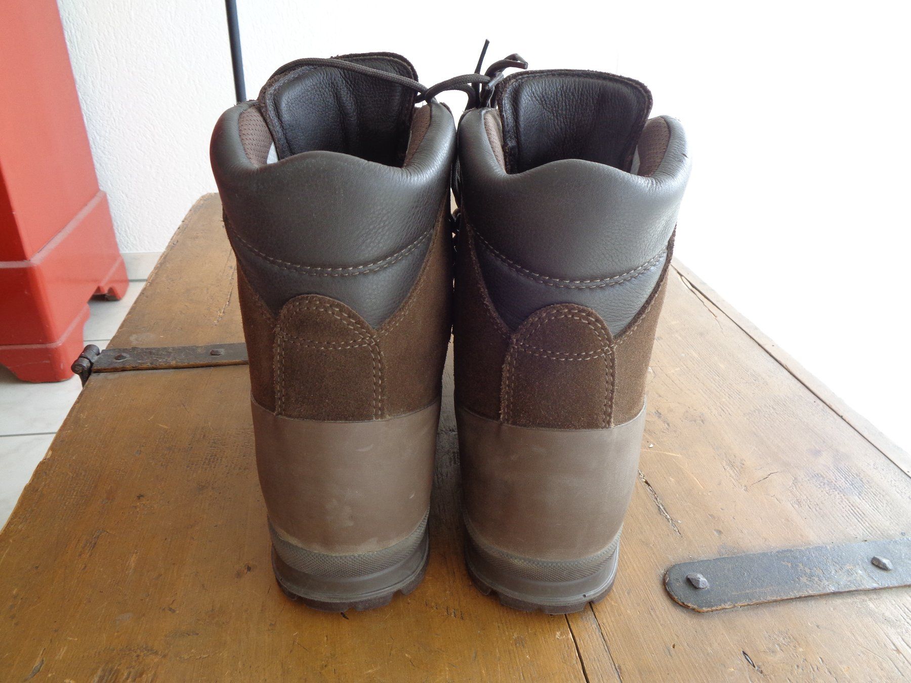 Meindl Scarpe da uomo: CH-Armee Trekkingschuhe/Gebirgschuhe KS 19 s – Usato da Schindellegi venduto da schelten2019 2