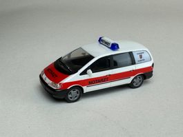 Herpa VW Sharan Notarzt