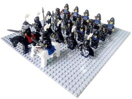 22 SCHWARZE RITTER +2 PFERDE KLEMMBAUSTEINE MINIFIGUREN