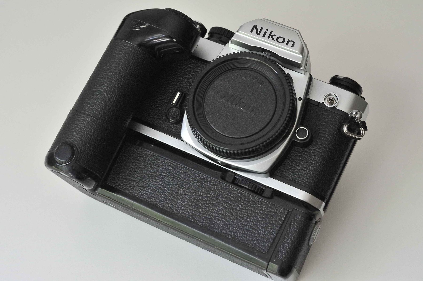 Nikon Fotocamera: Nikon Winder / Motor MD 11 – Usato da Schwerzenbach venduto da floridan 7