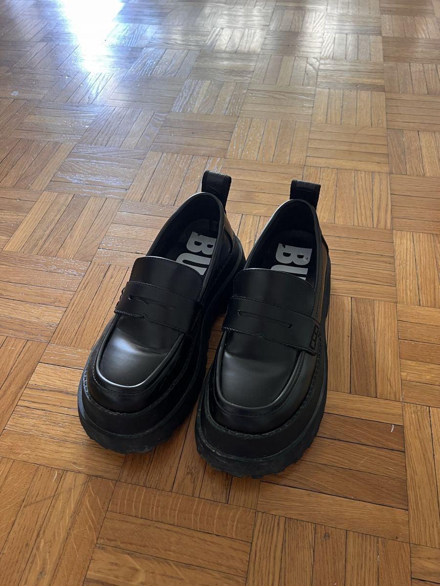 Buffalo Chaussures femmes: Buffalo Loafer Gr. 37 – D'occasion à Uerikon par mar_pd5j