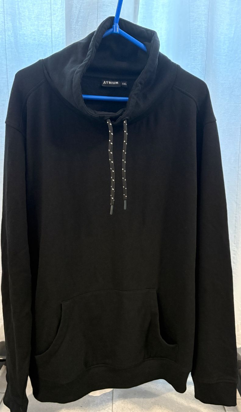 Maglioni & Felpe: Schwarzer Pullover Atrium XXL – Usato da Auenstein venduto da 5222