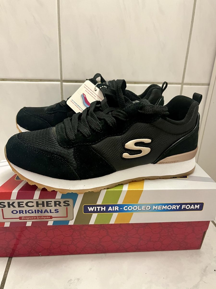 Skechers Scarpe da uomo: Neue Skechers Gold n Gurl – Nuovo (secondo la descrizione) da Oberglatt ZH venduto da vwullschleger
