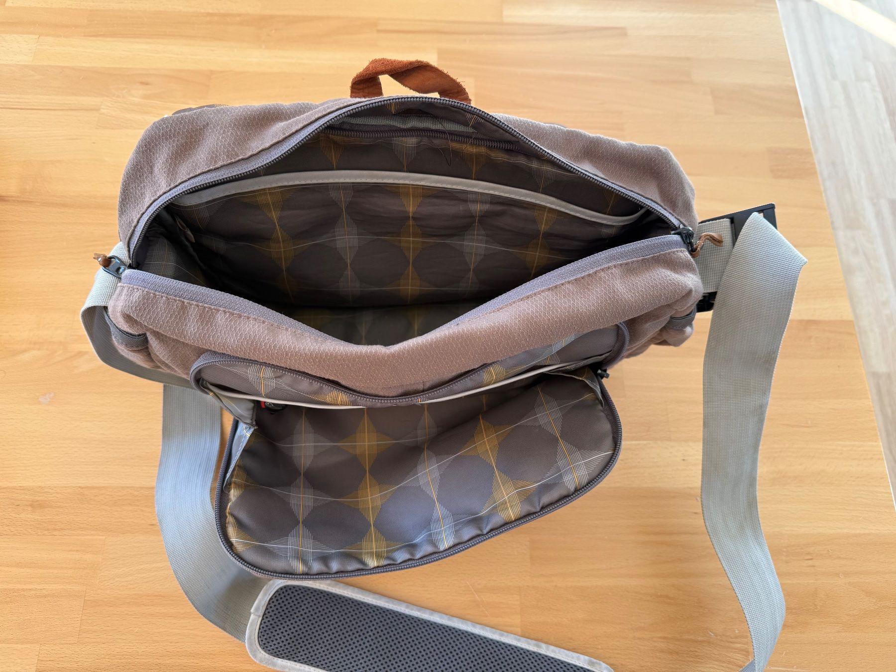 Tatonka Taschen: Tatonka Tasche BARON (2012) – Gebraucht aus Aarau von luk_mh7h 1