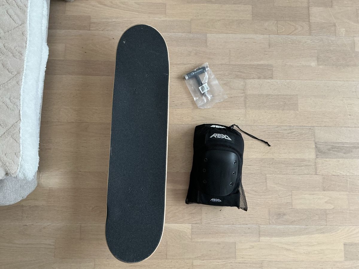 Skateboards: skateboard + Zubehör – Nuovo (secondo la descrizione) da St. Gallen venduto da Anastasia_008